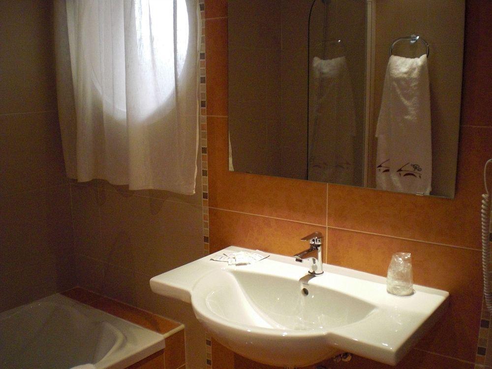Ciudad Del Renacimiento Hotel Baeza Bagian luar foto