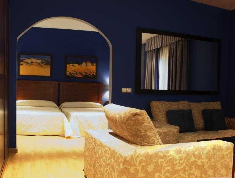 Ciudad Del Renacimiento Hotel Baeza Ruang foto