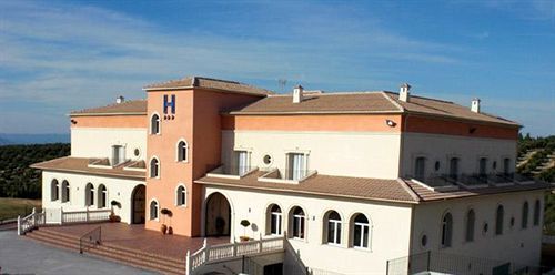 Ciudad Del Renacimiento Hotel Baeza Bagian luar foto
